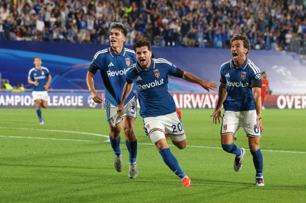 Como 1907 v RB Leipzig - UEFA Champions League - Season 2026-2027 Como, Italy, 10th September 2026. Martin Baturina of Como 1907 celebrates with team mates Alex Valle and Luis Milla after scoring to give the side a 1-0 lead during the Como 1907 vs RB Leipzig UEFA Champions League, group phase match at Stadio Giuseppe Sinigaglia, Como. Picture credit should read: Jonathan Moscrop Como Stadio Giuseppe Sinigaglia Italy