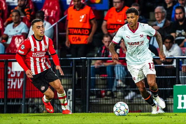 2026-09-10 PSV Eindhoven v Shaktar Donetsk - Champions League EINDHOVEN, NETHERLANDS - SEPTEMBER 10: Sergino Dest of PSV Eindhoven battles for possession with Vinicius Tobias of FC Shakhtar Donetsk during the Champions League match between PSV Eindhoven and Shaktar Donetsk at Philips Stadion on September 10, 2026 in Eindhoven, Netherlands. Eindhoven Philips Stadion Netherlands Content not available for redistribution in The Netherlands directly or indirectly through any third parties. Copyright: xAndrexWeeningx