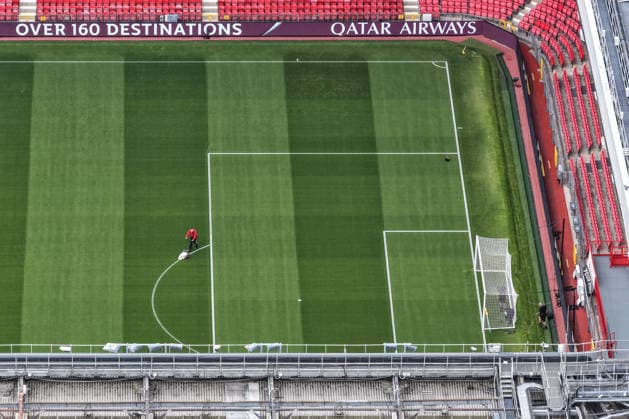 Manchester United, ManU U18 v Sabah U18: UEFA youth League Ground staff paint the white lines on the pitch ahead of kickoff during the UEFA Champions League Matchday 1 of 8 match between Manchester United and Sabah FK at Old Trafford in Manchester, United Kingdom, on September 10, 2026. Manchester Greater Manchester United Kingdom  Copyright: xNewsxImagesx originalFilename:cosgrove-uefacham260910_npjhN.jpg