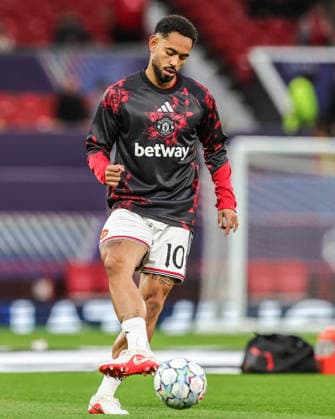 Manchester United, ManU U18 v Sabah U18: UEFA youth League Matheus Cunha of Manchester United warms up before the UEFA Champions League Matchday 1 of 8 match against Sabah FK at Old Trafford in Manchester, United Kingdom, on September 10, 2026. Manchester Greater Manchester United Kingdom  Copyright: xNewsxImagesx originalFilename:cosgrove-uefacham260910_np4I6.jpg