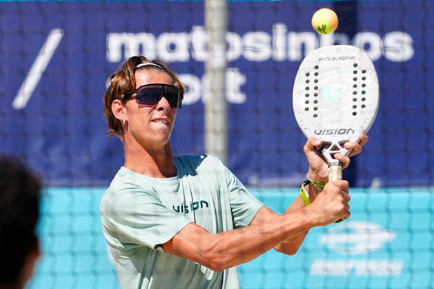 2026 Beach Tennis World Championships - Day2 MATOSINHOS, PORTUGAL - SEPTEMBER 10: Alex Agirelli of Italy is seen in action during the 2026 Beach Tennis World Championships in Matosinhos, Portugal, on 10 September 2026. Matosinhos Praia de Matosinhos Porto Portugal Copyright: x x2026xGokhanxTanerx xPSxImagesxGokhanxTanerx