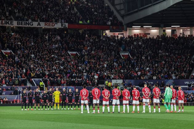 Manchester United, ManU v Sabah FC - UEFA Champions League 2026 27 League Phase MD1 Manchester United and Sabah FK observe a moment of silence for the victims of floods in Nepal before their UEFA Champions League Matchday 1 of 8 match at Old Trafford in Manchester, United Kingdom, on September 10, 2026. Manchester Greater Manchester United Kingdom  Copyright: xNewsxImagesx originalFilename:cosgrove-uefacham260910_np19h.jpg