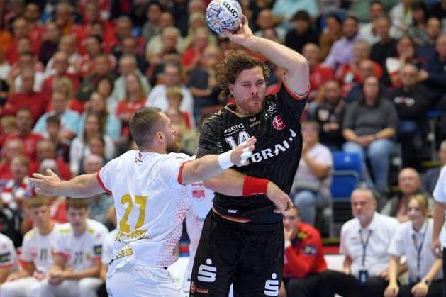 Johannes Golla, MT Melsungen 14 (on the ball), Kristijan Anastasovski, HC Vardar Skopje 27 (L), GER, MT Melsungen vs. HC Vardar Skopje 1961 MKD, Handball, Men’s Champions League, Group Matches, 2026–2027 Season, September 10, 2026, GER, MT Melsungen vs. HC Vardar Skopje, Handball, Men’s Champions League, Group Match, 2026–2027 Season, September 10, 2026, Kassel Copyright: xEibner-Pressefotox xRolandxSippelx EP_RSL