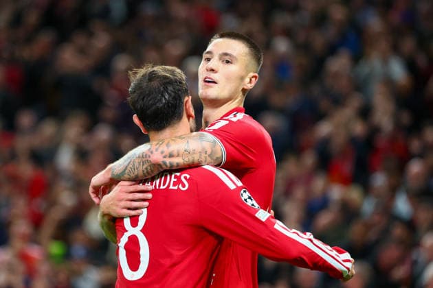 RECORD DATE NOT STATED 10th September 2026; Old Trafford, Manchester, England; UEFA Champions League Football, Manchester United, ManU versus Sabah; Benjamin Sesko of Manchester United scores in the 45th minute to make it 3-0 and is congratulated by Bruno Fernandes RogerxEvans