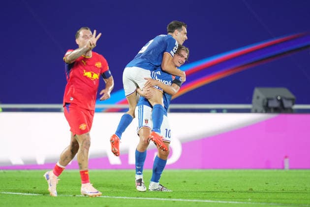Como™s Tasos Douvikas celebrates after scoring 2-0 , Como™s Nico Paz during the UEFA Champions League football match between Como and RB Leipzig - Champions League 2026 2027 - Giuseppe Sinigallia in Como , north Italy - Thursday , September 10 , 2026. - Soccer  Copyright: xSpada LaPressex