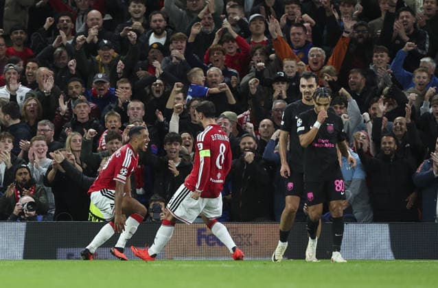 Manchester United, ManU v Sabah, UEFA Champions League, League Stage 10.09.26 Manchester United v Sabah, UEFA Champions League, League Stage Bradley Ormesher The Times Bruno Fernandez of Manchester United celebrates scoring his teams 2nd goal  Copyright: xBradleyxOrmesherx NINTCHDBPICT001107201101