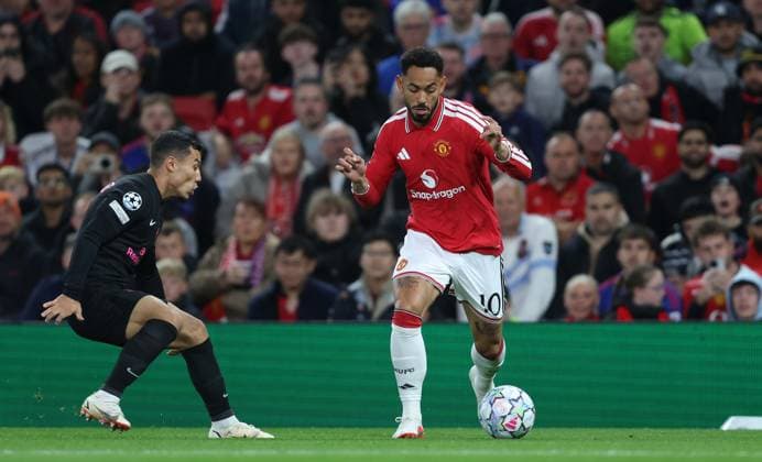 UEFA Champions League - Manchester United, ManU v Sabah MANCHESTER, ENGLAND, SEPTEMBER 10: Matheus Cunha of Manchester United on the ball during The UEFA Champions League match in The League Phase between Manchester United v Sabah at Old Trafford Stadium, Manchester, England, on September 10. (Photo by Daniel Weir) Manchester Old Trafford Stadium England Copyright: xDanielxWeir SportsxPressxPhotox Sportspressphoto_SPR227817