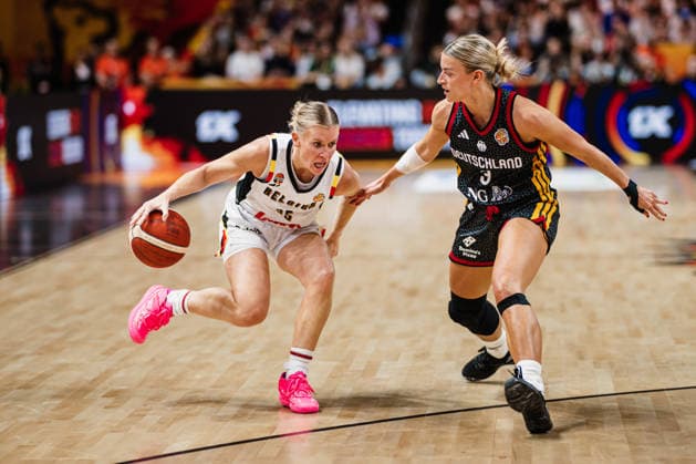 FIBA Women’s Basketball World Cup 2026: Belgium vs. Germany, September 10, 2026; Julie Vanloo (Belgium), 35, vs. Alexandra Wilke (Germany), 3; Basketball; FIBA Women’s Basketball World Cup 2026; Final Phase, Quarterfinals: Belgium vs. Germany on September 10, 2026, at the Uber Arena, Berlin Copyright: xBEAUTIFULxSPORTS Tonhäuserx