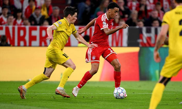 SOCCER CHAMPIONS LEAGUE 2026–2027 SEASON, Preliminary Round, Matchday 1, September 10, 2026: FC Bayern Munich vs. FK Bodø Glimt, Sondre Brunstad Fetli, FK Bodø Glimt vs. Jamal Musiala (right), FC Bayern Munich