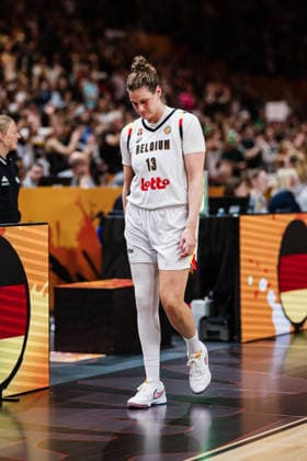 FIBA Women’s Basketball World Cup 2026: Belgium vs. Germany, September 10, 2026. Kyara Linskens of Belgium, age 13, leaves the court disappointed and dejected. Basketball, FIBA Women’s Basketball World Cup 2026, Final Phase, Quarterfinals: Belgium vs. Germany on September 10, 2026, at the Uber Arena, Berlin Copyright: xBEAUTIFULxSPORTS Tonhäuserx