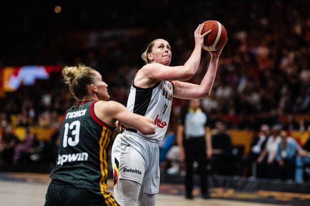 FIBA Women’s Basketball World Cup 2026: Belgium vs. Germany, September 10, 2026; Emma Meesseman (Belgium), No. 11, vs. Leonie Fiebich (Germany), No. 13; Basketball; FIBA Women’s Basketball World Cup 2026; Final Phase, Quarterfinals: Belgium vs. Germany on September 10, 2026, at the Uber Arena, Berlin Copyright: xBEAUTIFULxSPORTS Tonhäuserx