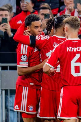 UEFA Champions League, Matchday 1, FC Bayern Munich vs. Bodo Glimt on September 10, 2026: Goal and celebration for the 1-0 lead by Jamal Musiala, with Konrad Laimer, Joshua Kimmich, and Michael Olise Copyright: xBahhoxKarax