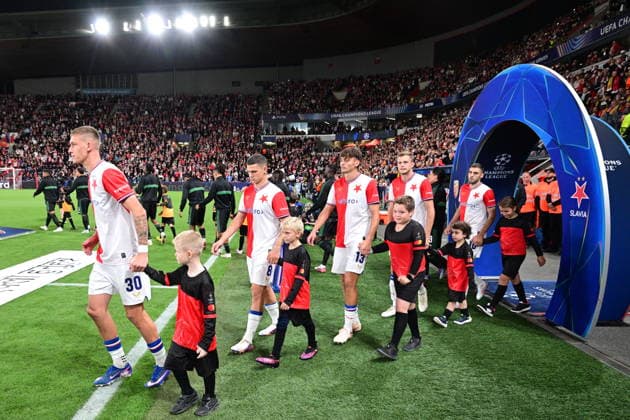 Slavia Prague and RC Lens players before the Football Champions League opening round match Slavia Prague vs RC Lens on September 10, 2026, in Prague, Czech Republic. (CTKxPhoto MichalxKamaryt) CTKPhotoP2026091010318  CTKPhotoP2026091010318