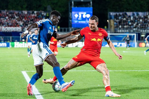 Soccer, Italy, UEFA Champions League, Matchday 1: Como 1907 vs. RB Leipzig, Thursday, September 10, 2026, Stadio Giuseppe Sinigaglia, Como: Assane Diao 11 (Como 1907), David Raum 22 (RB Leipzig) Copyright: xValentinxDomgjonix