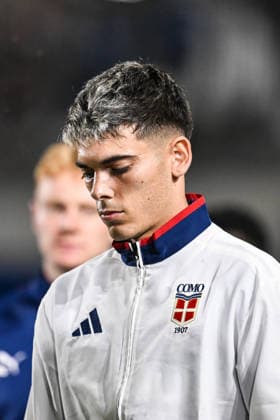 Como™s Ãlex Valle before the UEFA Champions League stage match Phase MD1 between Calcio Como and RB Leipzig at the Giuseppe Sinigaglia stadium in Como, north Italy -September 10, 2026 - Soccer.  Copyright: xTizianoxBallabio LaPressex