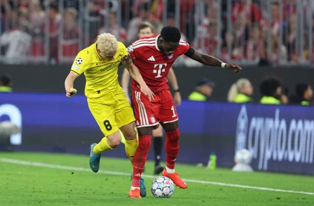September 10, 2026, GER, Soccer, Men s, UEFA Champions League, Group Stage, 2026–2027 Season, Matchday 1, FC Bayern Munich vs. FK Bodø Glimt: Sondre Auklend (FK Bodø Glimt 08) in a duel with Alphonso Davies, FC Bayern Munich 19, Munich, Allianz Arena, Bavaria, Germany Copyright: xNordphoto Schneiderx