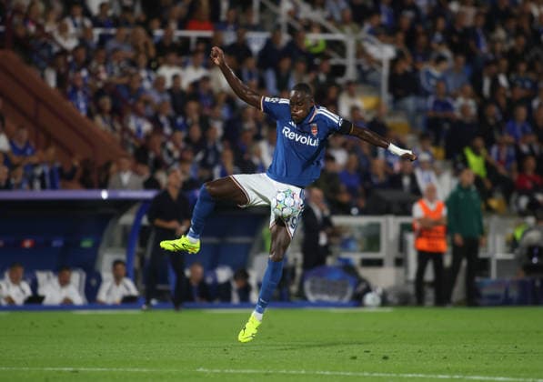 IPA88369538 - Trevoh Chalobah of Como 1907 during the 2026–27 UEFA Champions League soccer match between Como 1907 and RB Leipzig on September 10, 2026, at Giuseppe Sinigaglia Stadium in Como, Italy. Photo by Nderim KACELI  Copyright: xNderimxKaceli IPAxSportx xx IPA88369538
