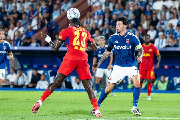Soccer, Italy, UEFA Champions League, Matchday 1: Como 1907 vs. RB Leipzig, Thursday, September 10, 2026, Stadio Giuseppe Sinigaglia, Como: Castello Jr. Lukeba 23, RB Leipzig, Lucas Da Cunha 7, Como 1907 Copyright: xValentinxDomgjonix