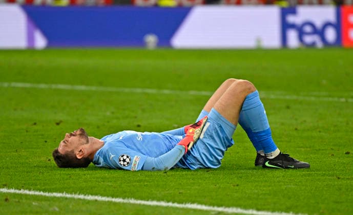September 10, 2026, Soccer: 2026–2027 UEFA Champions League, Matchday 1, FC Bayern Munich vs. FK Bodo Glimt, at the Allianz Arena in Munich, goalkeeper Nikita Haikin of FK Bodo Glimt injured on the ground