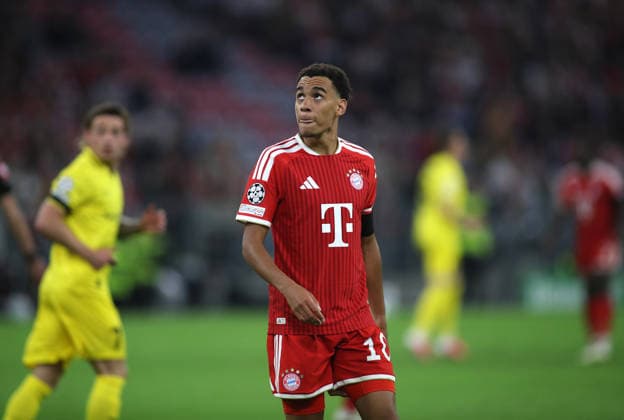 Soccer, Men s, Champions League, 2026–2027 Season, FC Bayern Munich vs. FK Bodø Glimt, Matchday 1, Allianz Arena: Jamal Musiala of FC Bayern Munich standing and looking up