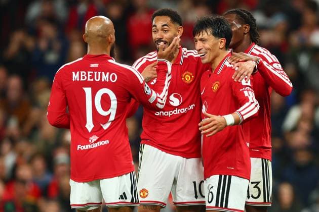 Lisandro Martinez of Manchester United, ManU celebrates scoring to make it 4-0 Manchester United v Sabah, UEFA Champions League, Football, Old Trafford, UK - 10 Sep 2026Manchester Old Trafford United Kingdom  Copyright: xPaulxCurrie Shutterstockx 17144908bi