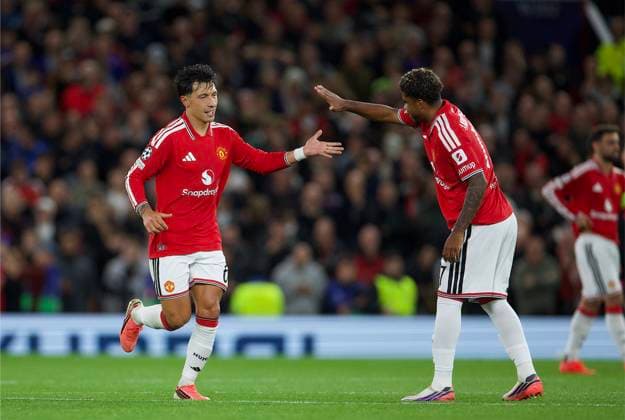 RECORD DATE NOT STATED Football - UEFA Champions League - Manchester United, ManU FC v Sabah FC MANCHESTER, ENGLAND - Thursday, September 10, 2026: Manchester United s Lisandro Martinez celebrates after scoring his side s fourth goal during the UEFA Champions League 2026 27 League Phase MD1 match between Manchester United FC and Sabah FC at Old Trafford. (Photo by David Rawcliffe Propaganda) MANCHESTER Old Trafford GREATER MANCHESTER ENGLAND  Copyright: xDavidxRawcliffex 2026-09-10-Man_Utd_v_Sabah-051