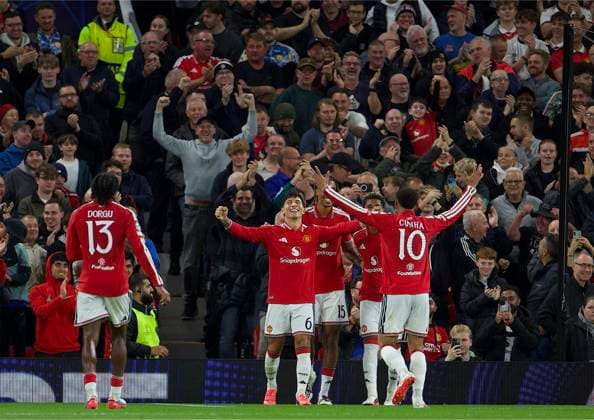 RECORD DATE NOT STATED Football - UEFA Champions League - Manchester United, ManU FC v Sabah FC MANCHESTER, ENGLAND - Thursday, September 10, 2026: Manchester United s Lisandro Martinez celebrates after scoring his side s fourth goal during the UEFA Champions League 2026 27 League Phase MD1 match between Manchester United FC and Sabah FC at Old Trafford. (Photo by David Rawcliffe Propaganda) MANCHESTER Old Trafford GREATER MANCHESTER ENGLAND  Copyright: xDavidxRawcliffex 2026-09-10-Man_Utd_v_Sabah-055
