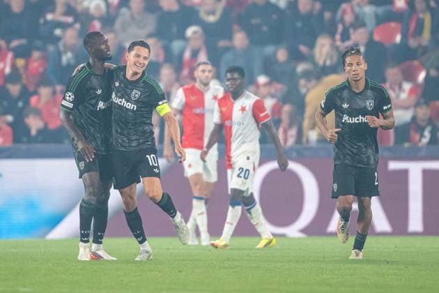 RC Laens players a goal celebrates during UEFA Champions league match, SK Slavia Praha - RC Lens , 10 september 2026, Fortuna Arena, Praha, Czech republic Copyright: xMICHALxFAJT,ZOSPORTU.SKx MAJ_3970