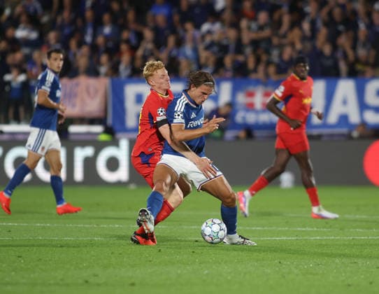 IPA88370081 - Nico Paz of Como 1907 during the 2026–27 UEFA Champions League soccer match between Como 1907 and RB Leipzig on September 10, 2026, at Giuseppe Sinigaglia Stadium in Como, Italy. Photo by Nderim KACELI  Copyright: xNderimxKaceli IPAxSportx xx IPA88370081