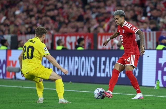 September 10, 2026, GER, Soccer, Men s, UEFA Champions League, Group Stage, 2026–2027 Season, Matchday 1, FC Bayern Munich vs. FK Bodø Glimt Fredrik Sjovold Fredrik Sjovold FK Bodø Glimt 20 in a tackle against Luis Diaz Luis Diaz FC Bayern Munich 14 Munich Allianz Arena Bayern Germany Copyright: xNordphoto Schneiderx