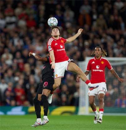 RECORD DATE NOT STATED Football - UEFA Champions League - Manchester United, ManU FC v Sabah FC MANCHESTER, ENGLAND - Thursday, September 10, 2026: Manchester United s Harry Amass during the UEFA Champions League 2026 27 League Phase MD1 match between Manchester United FC and Sabah FC at Old Trafford. (Photo by David Rawcliffe Propaganda) MANCHESTER Old Trafford GREATER MANCHESTER ENGLAND  Copyright: xDavidxRawcliffex 2026-09-10-Man_Utd_v_Sabah-059