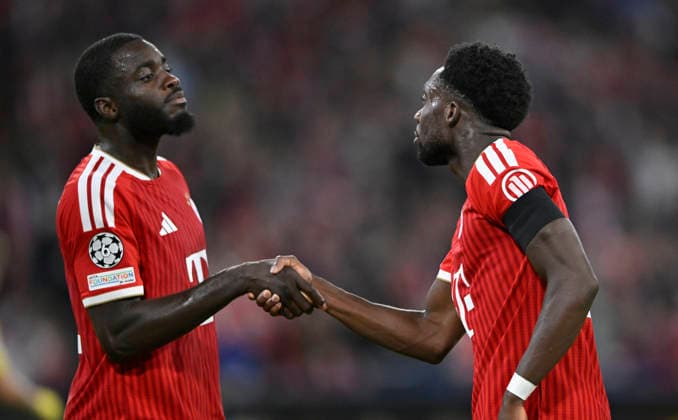 GOAL: 3–0 Alphonso Davies, Bayern Munich FCB 19 Goal celebration with Dayot Upamecano, Bayern Munich FCB 02 Bayern Munich FCB vs. Bodø Glimt 10 09 2026 DFL regulations prohibit any use of photOGRAPHS AS IMAGE SEQUENCES AND OR QUASI-VIDEO FC Bayern Munich FCB vs. Bodo Glimt