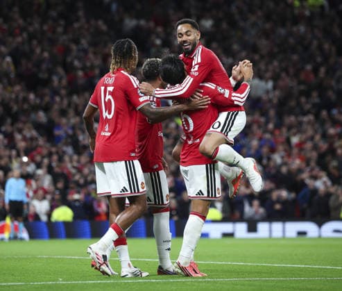 Manchester United, ManU v Sabah, UEFA Champions League, League Stage 10.09.26 Manchester United v Sabah, UEFA Champions League, League Stage Bradley Ormesher The Times Lisandro Martinez of Manchester United celebrates scoring his teams 4th goal with Matheus Cunha  Copyright: xBradleyxOrmesherx NINTCHDBPICT001107214530