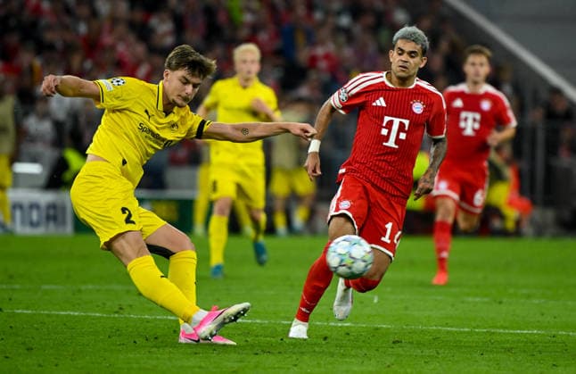 September 10, 2026, xemx, Soccer, UEFA Champions League, FC Bayern Munich vs. FK Bodø Glimt, Villads Nielsen (FK Bodø Glimt), Luis Díaz (FC Bayern Munich), tackle, action, battle for the ball, Munich