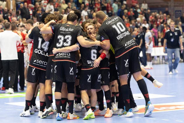 KASSEL, GERMANY - SEPTEMBER 10: MT Melsungen after the EHF Champions League, match between MT Melsungen vs. HC Vardar 1961 at Rothenbach-Halle on September 10, 2026 in Kassel, Germany. Hessen Germany Copyright: xBEAUTIFULxSPORTS Freudensteinx