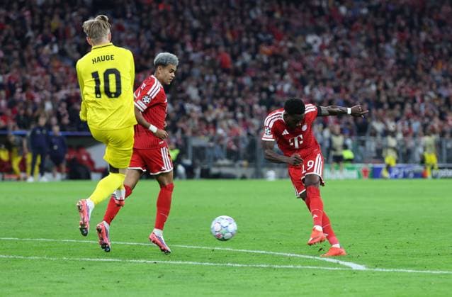 September 10, 2026, GER, Soccer, Men s, UEFA Champions League, Group Stage, 2026–2027 Season, Matchday 1, FC Bayern Munich vs. FK Bodø Glimt Goal to make it 3–0 Scorer: Alphonso Davies (FC Bayern Munich) scores the 3–0 goal into the left side of the net past Jens Petter Hauge (FK Bodø Glimt) at the Allianz Arena in Munich, Bavaria, Germany Copyright: xNordphoto Schneiderx