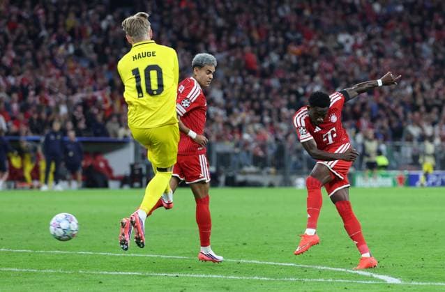 September 10, 2026, GER, Soccer, Men s, UEFA Champions League, Group Stage, 2026–2027 Season, Matchday 1, FC Bayern Munich vs. FK Bodø Glimt Goal to make it 3–0 Scorer: Alphonso Davies (FC Bayern Munich) scores the 3–0 goal into the left side of the net past Jens Petter Hauge (FK Bodø Glimt) at the Allianz Arena in Munich, Bavaria, Germany Copyright: xNordphoto Schneiderx