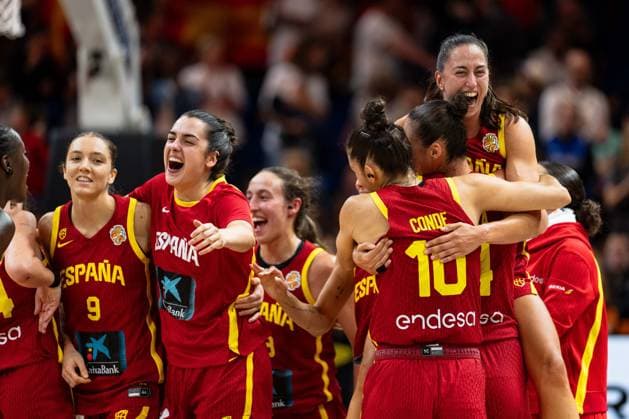 Spanish team celebrates after victory at the end of the game, GER, Australia vs. Spain, Basketball, 2026 FIBA Women’s World Cup, Quarterfinals, September 10, 2026, GER, Australia vs. Spain, Basketball, 2026 FIBA Women’s World Cup, Quarterfinals, September 10, 2026, Berlin Copyright: xEibner-Pressefoto MaxxVincenx EP_MVN