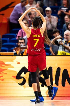 Alba Torrens (Spain), 07, celebrates after the victory at the end of the game, Germany, Australia vs. Spain, Basketball, FIBA Women’s World Cup 2026, Quarterfinals, September 10, 2026, GER, Australia vs. Spain, Basketball, 2026 FIBA Women’s World Cup, Quarterfinals, September 10, 2026, Berlin Copyright: xEibner-Pressefoto MaxxVincenx EP_MVN