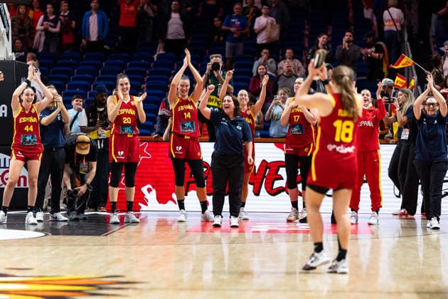 Alicia Florez of Spain, No. 18, celebrates after the final buzzer, GER, Australia vs. Spain, Basketball, 2026 FIBA Women s World Cup, Quarterfinals, September 10, 2026, GER, Australia vs. Spain, Basketball, 2026 FIBA Women’s World Cup, Quarterfinals, September 10, 2026, Berlin Copyright: xEibner-Pressefoto MaxxVincenx EP_MVN