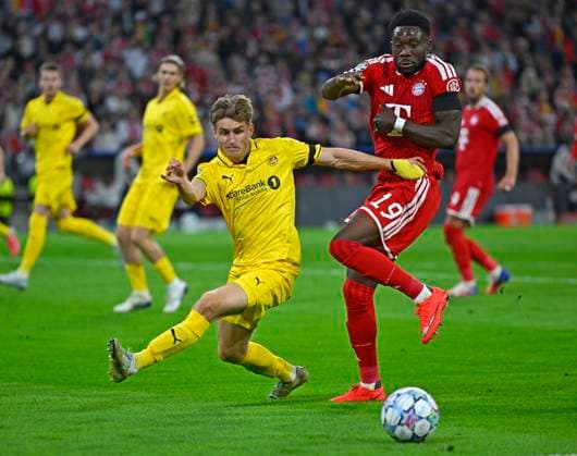 September 10, 2026, Soccer: UEFA Champions League 2026–2027, Matchday 1, FC Bayern Munich vs. FK Bodo Glimt, at the Allianz Arena in Munich; from left: Fredrik Sjövold Sjovold, FK Bodo Glimt vs. Alphonso Davies, FC Bayern Munich