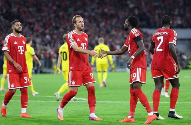 September 10, 2026, GER, Soccer, Men s, UEFA Champions League, Group Stage, 2026–2027 Season, Matchday 1, FC Bayern Munich vs. FK Bodø Glimt, Goal Celebration, Cheering, Goal Scorer, Goal Scorers, Alphonso Davies, FC Bayern Munich 19 celebrates the goal that made it 3–0, Harry Kane shakes hands, FC Bayern Munich 09, Munich, Allianz Arena, Bayern, Germany Copyright: xNordphoto Schneiderx