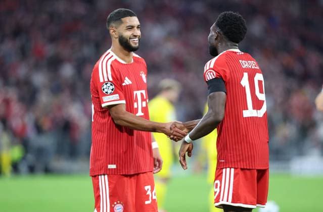 September 10, 2026, GER, Soccer, Men s, UEFA Champions League, Group Stage, 2026–2027 Season, Matchday 1, FC Bayern Munich vs. FK Bodø Glimt Goal celebration Cheering Goal scorer(s) Alphonso Davies (FC Bayern Munich, No. 19) celebrates the goal that makes it 3–0 Handshake with Ismael Saibari (FC Bayern Munich, No. 34) Munich, Allianz Arena, Bayern, Germany Copyright: xNordphoto Schneiderx