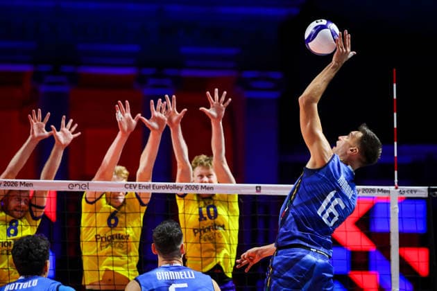 Italia s Yuri Romano during the opening match of the CEV Enel Eurovolley 2026, between Italy and Sweden, Piazza del Plebiscito, Naples, September 10, 2026.  Copyright: xAlessandroxGarofalo LaPressex