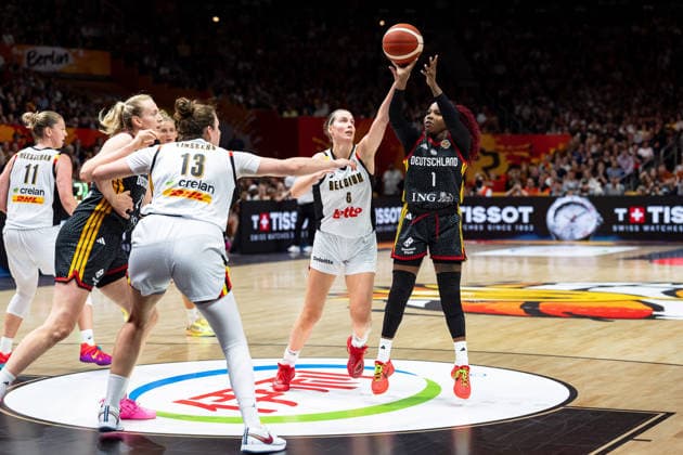 Alexis Peterson (Germany), No. 01, shooting; Antonia Delaere (Belgium), No. 06; GER, Belgium vs. Germany, Basketball, FIBA Women’s World Cup 2026, Quarterfinals, September 10, 2026, GER, Belgium vs. Germany, Basketball, 2026 FIBA Women’s World Cup, Quarterfinals, September 10, 2026, Berlin Copyright: xEibner-Pressefoto MaxxVincenx EP_MVN