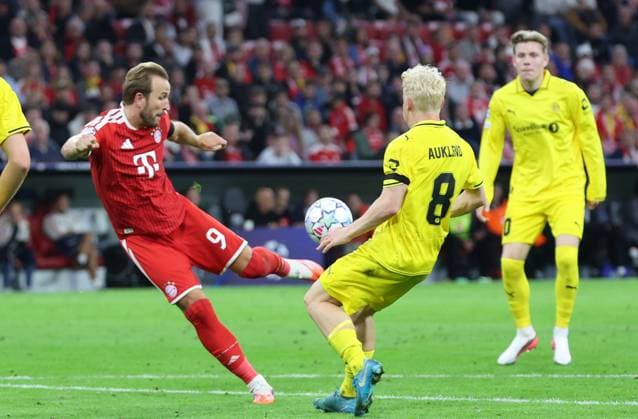 September 10, 2026, GER, Soccer, Men s, UEFA Champions League, Group Stage, 2026–2027 Season, Matchday 1, FC Bayern Munich vs. FK Bodo Glimt: Harry Kane (FC Bayern Munich 09) in a duel with Sondre Auklend (FK Bodo Glimt 08) at the Allianz Arena in Munich, Bayern, Germany Copyright: xNordphoto Schneiderx