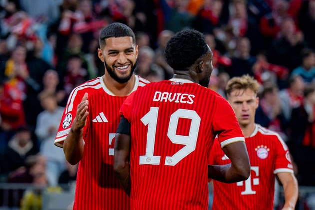 UEFA Champions League, Matchday 1, FC Bayern Munich vs. Bodo Glimt on September 10, 2026. Alphonso Davies scores the 3-0 goal; here with Alphonso Davies and Harry Kane Copyright: xBahhoxKarax