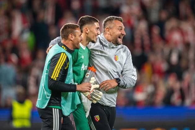 Team RC Lens a win celebrates during UEFA Champions league match, SK Slavia Praha - RC Lens , 10 september 2026, Fortuna Arena, Praha, Czech republic Copyright: xMICHALxFAJT,ZOSPORTU.SKx MAJ_4343