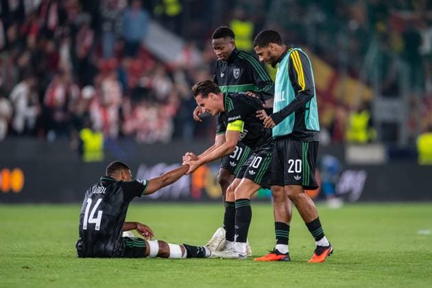 Team RC Lens a win celebrates during UEFA Champions league match, SK Slavia Praha - RC Lens , 10 september 2026, Fortuna Arena, Praha, Czech republic Copyright: xMICHALxFAJT,ZOSPORTU.SKx MAJ_4359