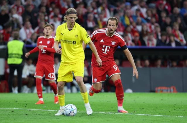 September 10, 2026, GER, Soccer, Men s, UEFA Champions League, Group Stage, 2026–2027 Season, Matchday 1, FC Bayern Munich vs. FK Bodo Glimt: Ulrik Saltnes (FK Bodo Glimt) in a duel with Harry Kane; FC Bayern Munich 0–9 at the Allianz Arena in Munich, Bavaria, Germany Copyright: xNordphoto Schneiderx